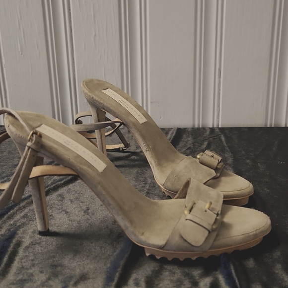 CLEARANCE SALE! Steller McCartney Suede Heels - Picture 2 of 14